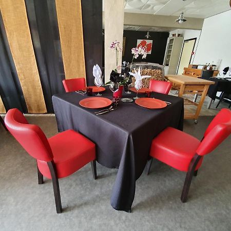 Hotel L Ander Saint-Flour  Ngoại thất bức ảnh