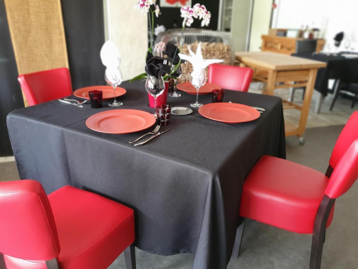 Hotel L Ander Saint-Flour  Ngoại thất bức ảnh
