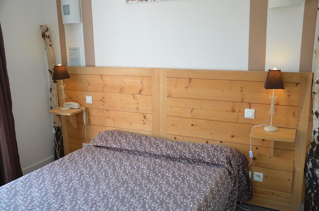 Hotel L Ander Saint-Flour  Phòng bức ảnh